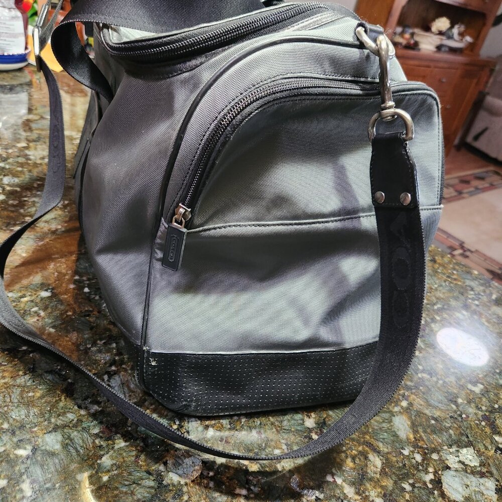 Large 24" COACH duffle travel cabin carryon gym bag nylon and leather with strap - Picture 13 of 14
